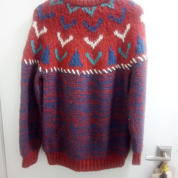 "Aitch", Hand Knit Men's Sweater - Picture 8 of 8